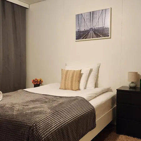 Cozy Near Itaekeskus Metro