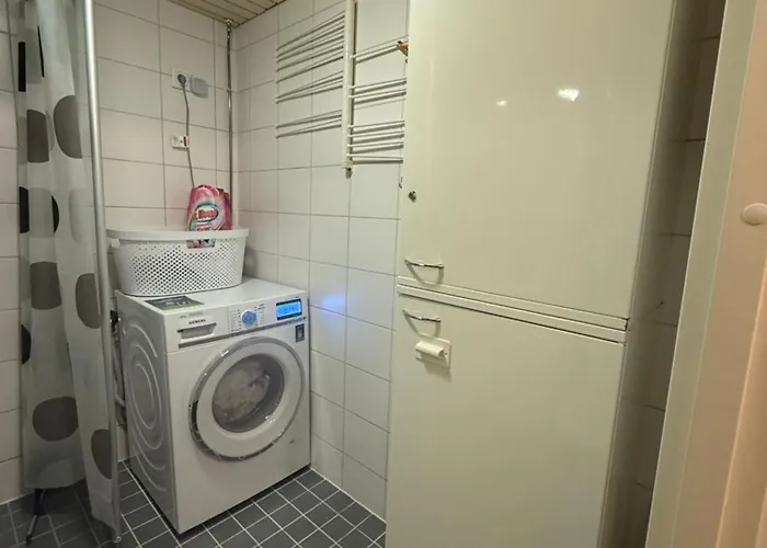 בית הארחה Cozy Near Itaekeskus Metro הלסינקי