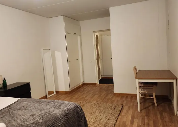 Cozy Near Itäkeskus Metro Pensionat Helsingfors